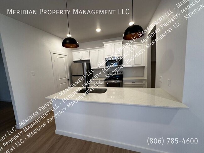 Foto del edificio - 5811 Urbana-