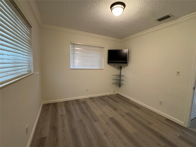 Foto del edificio - 8985 SW 21st Terrace
