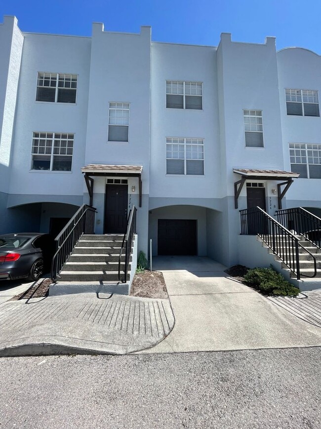 2 Bedroom 2 Bathroom South Tampa Townhome!! - 2 Bedroom 2 Bathroom South Tampa Townhome!!