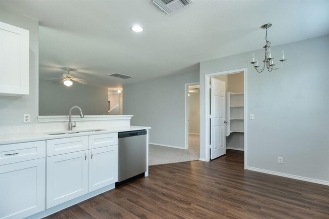 Building Photo - 14312 Cummins Way