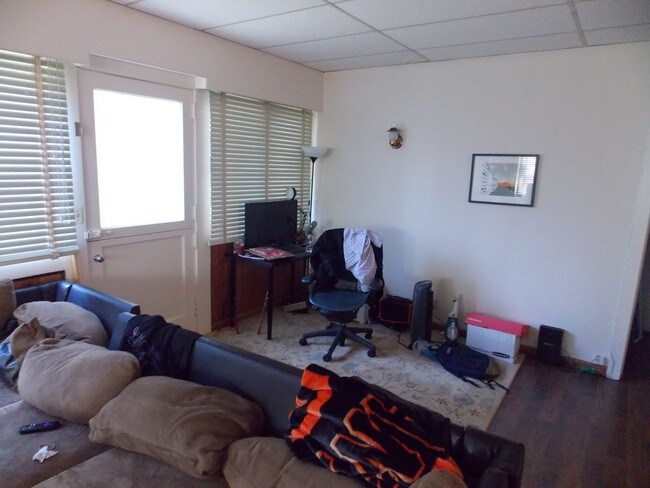 Building Photo - 761 Kingston Ave