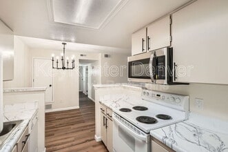 Building Photo - 4400 S Quebec St