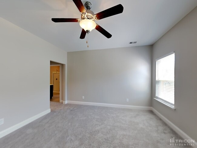 Building Photo - 172 Telavera Dr