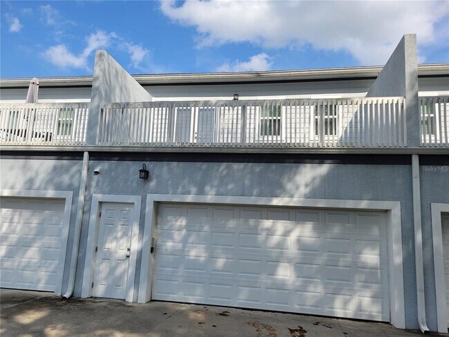 Building Photo - 1212 S Bumby Ave