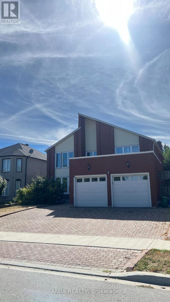 Building Photo - 6 Hillcroft Dr