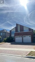 Building Photo - 6 Hillcroft Dr