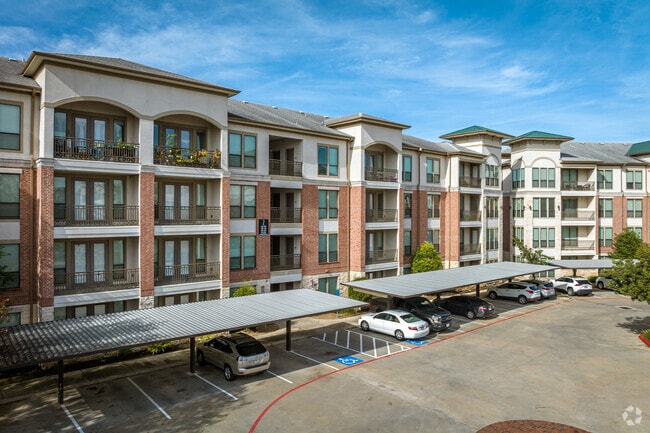 2 Stadium Dr - Imperial Lofts