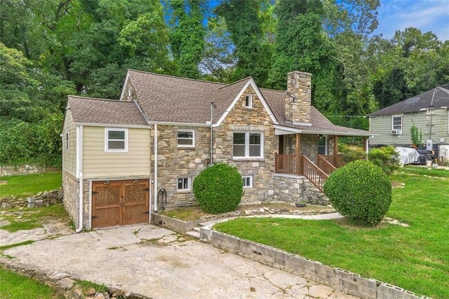 Foto del edificio - 323 Anderson Ave NW
