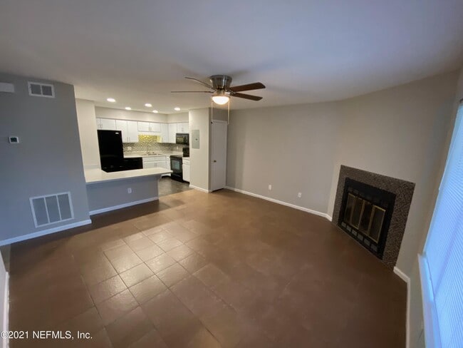 Building Photo - 791 Assisi Ln