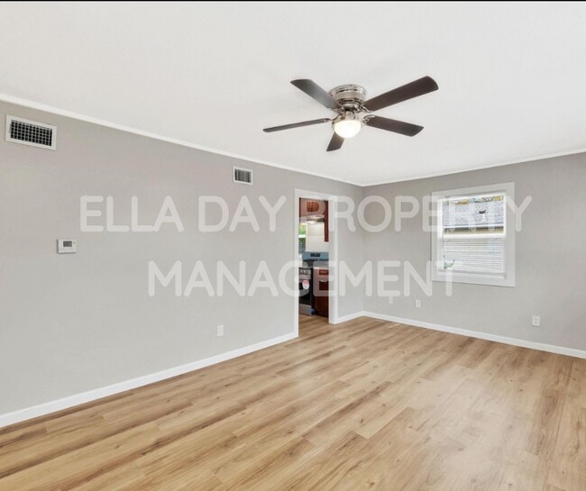 Foto del edificio - 2505 N Chautauqua Ave