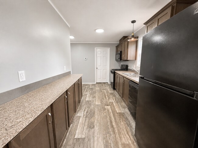 Building Photo - 11853 Cascade Cir