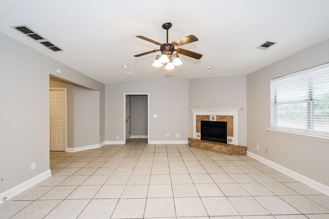 Foto del edificio - 831 Jefferson Dr SW
