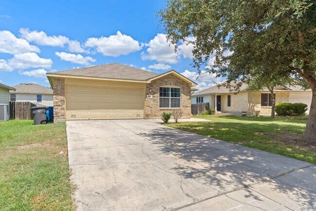 Foto del edificio - 3 Bedroom/2 Bedroom Highland Farms Subdivi...