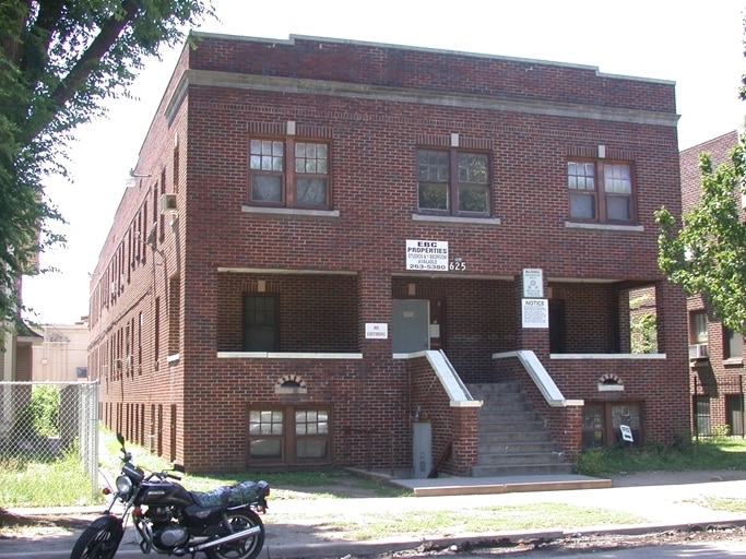Primary Photo - 625 N Topeka St