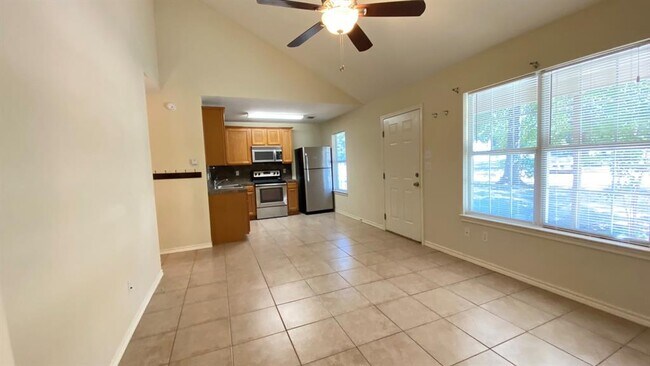 Foto del edificio - 10521 Tanyard Rd