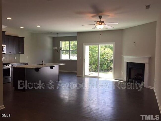 Building Photo - 123 Zante Currant Rd