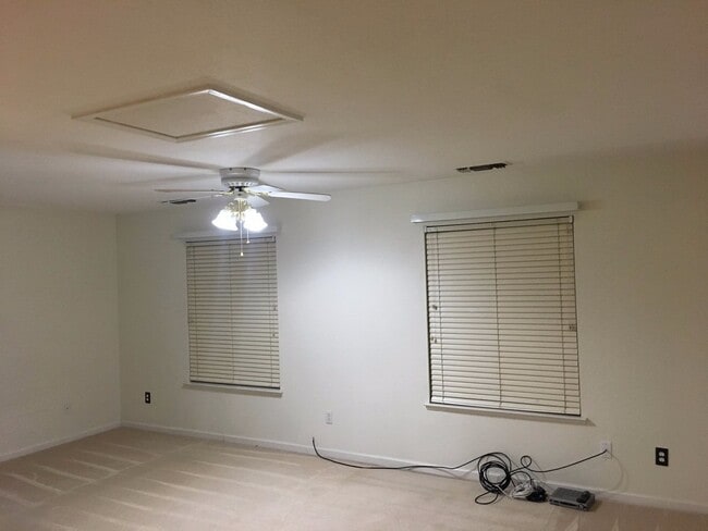 Foto del edificio - Rare studio in N. Turlock