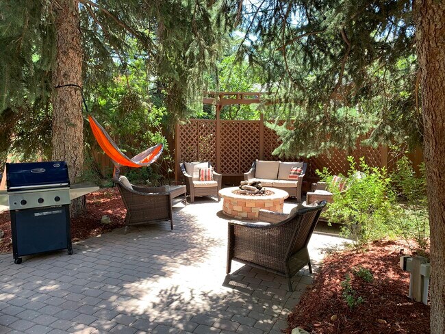 Patio and Fire Pit - 4020 Pinon Dr