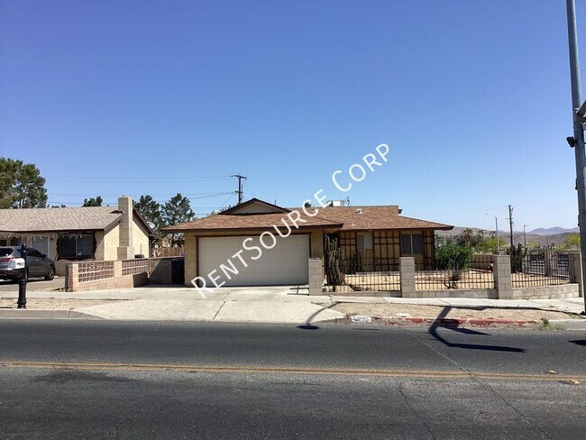 Foto del edificio - 3 Bedroom, 2 Bath Home for Rent in Barstow