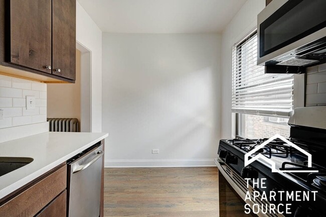 Building Photo - 2641 N Spaulding Ave