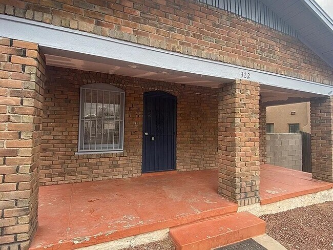 Foto del edificio - 322 N Cherry Ave