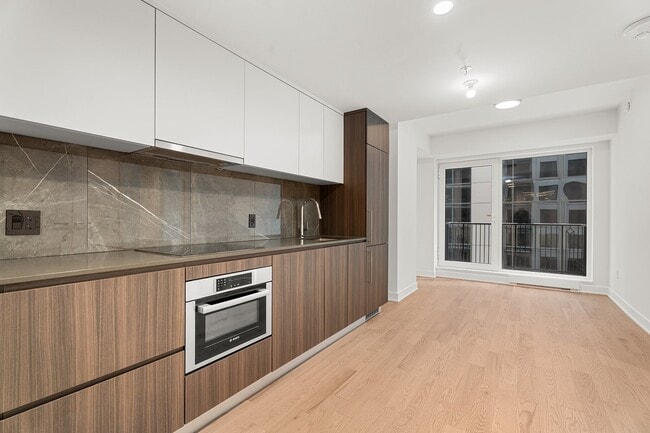 Photo du bâtiment - 1518 Rue Sherbrooke O