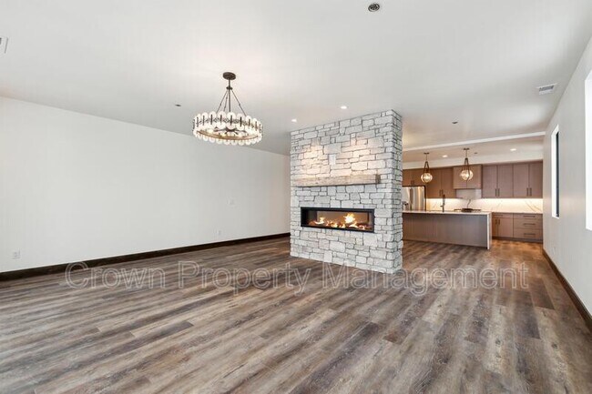 Foto del edificio - 315 Akers Ln