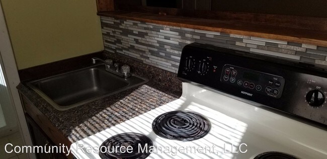 Foto del edificio - 1 br, 1 bath Apartment - 219 Pleasant Street