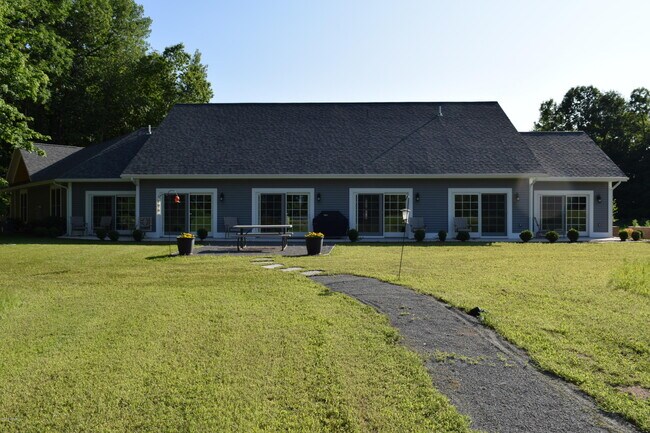 Foto del edificio - 3088 S Van Wagoner Ave