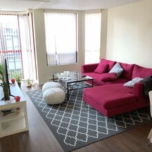 Building Photo - 811 Helmcken St