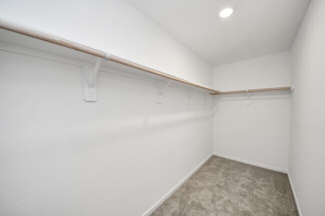 Foto del edificio - 1526 Amber Skies Ln