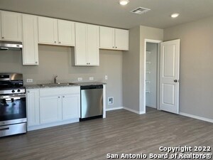 Building Photo - 8256 Piedra Medina