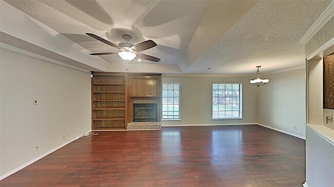 Foto del edificio - 1616 Shadybrook Ln