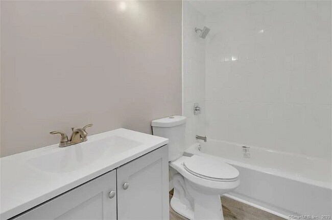 Foto del edificio - 53 Mill St