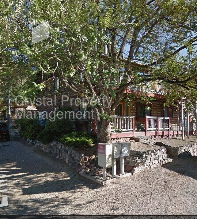 Primary Photo - 200 S E Ave