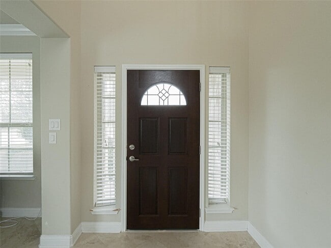 Building Photo - 2701 Camden Hills Ln