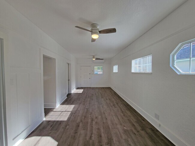 Building Photo - 2810 43rd St
