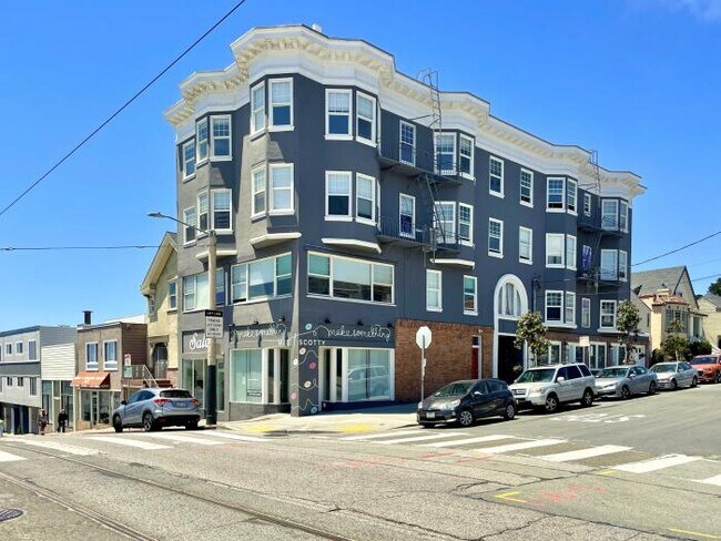 Building Photo - 2 bedroom in San Francisco CA 94116
