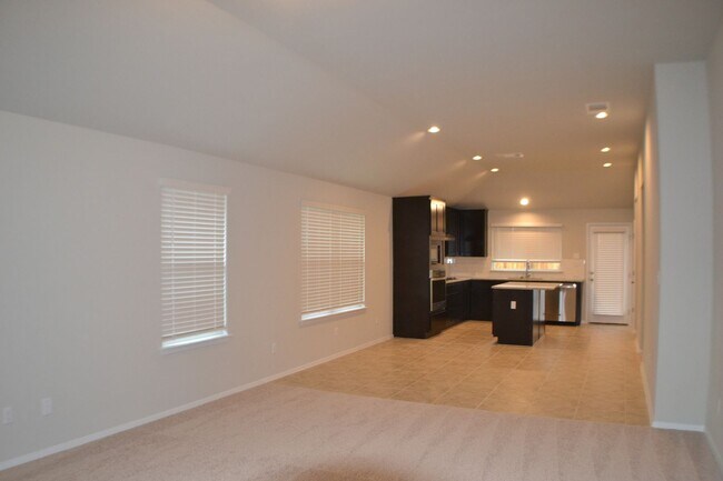 Foto del edificio - House For Lease in Maxwell!