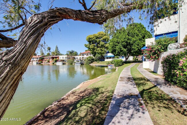 Foto del edificio - 5631 S Bounty Ct