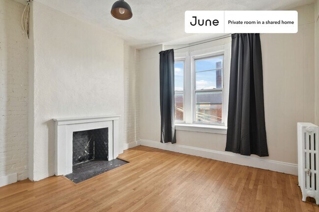 Foto del edificio - Room in Shared 4 bed/1 bath home