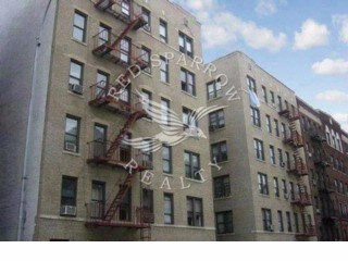 Foto del edificio - 616 Academy St