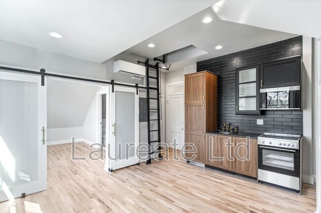 Foto del edificio - 2224 E 14th Ave