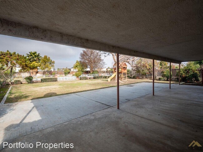 Foto del edificio - 3 br, 2 bath House - 14018 WESTDALE DR