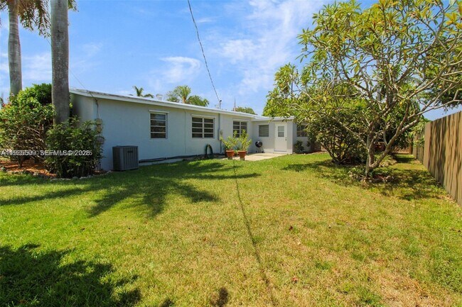Foto del edificio - 10250 Caribbean Blvd