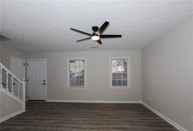 Building Photo - 5343 Ridgemere Ct