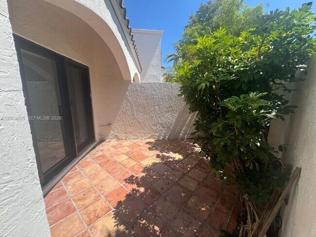 Foto del edificio - 21208 Harbor Way