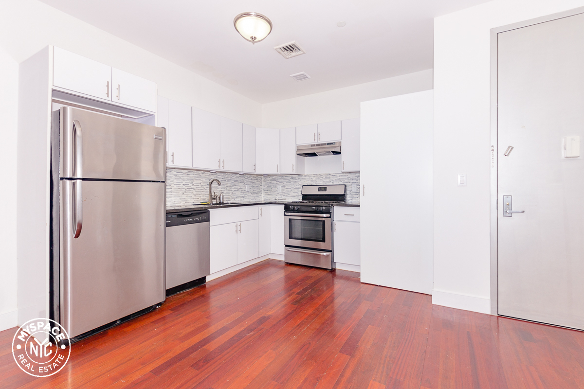 Foto principal - 521 Maple St
