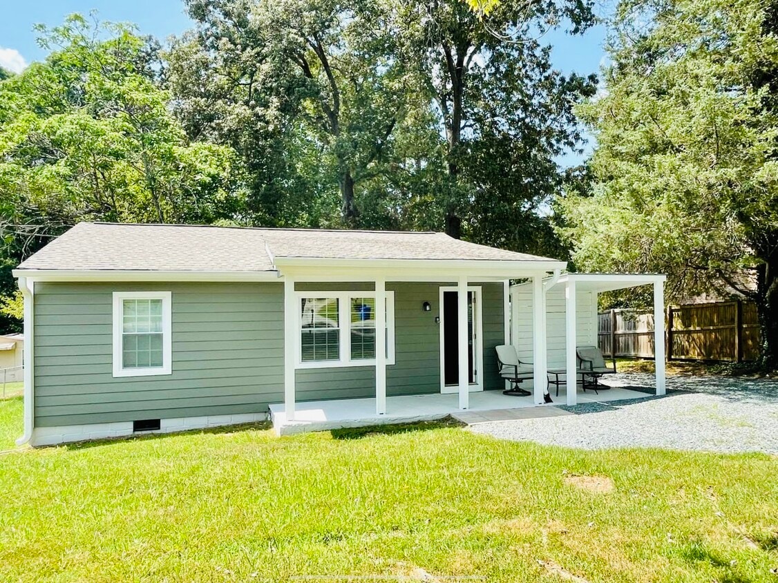 Photo - 609 Lakeshore Dr (Hillsborough, NC)
