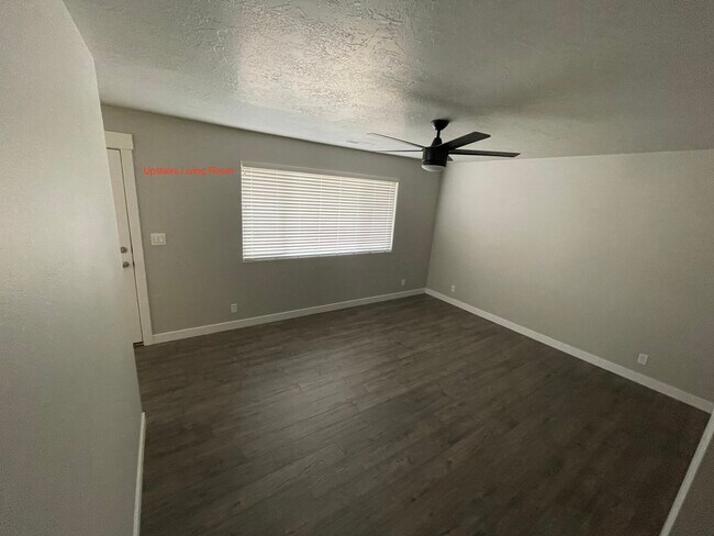 Upstairs Living Room - 660 S 400 E